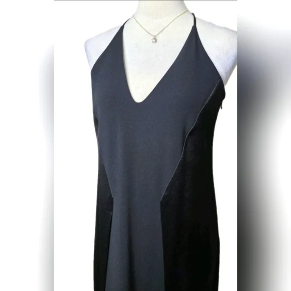 78 Black plunging midi dress from Halston Heritage Sleeveless Size 6 - Picture 2 of 8